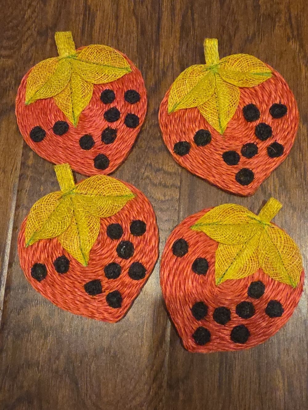 4 Strawberry Whicker Coasters